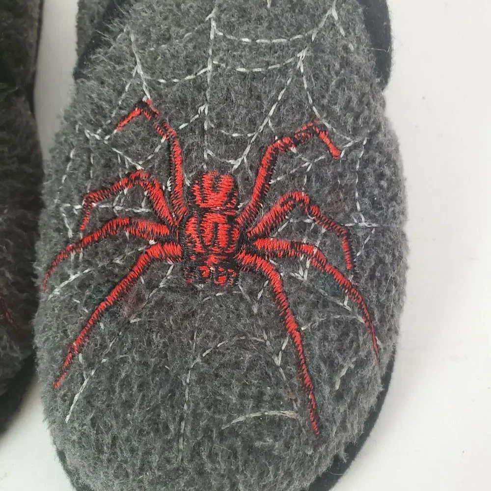 Youth Boys‎ Spider Web Slippers Red Size Small US 11-12